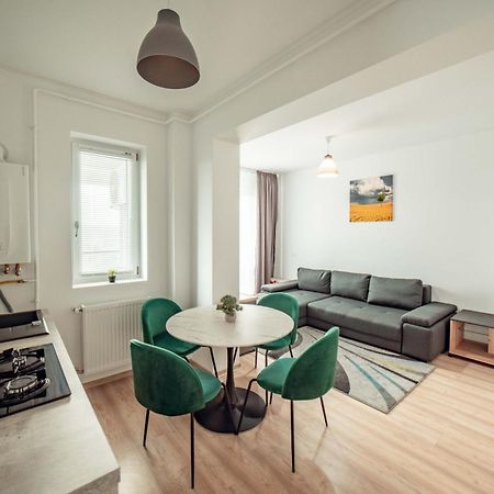 Cozy Apartments At Q Residence Palas יאשי מראה חיצוני תמונה